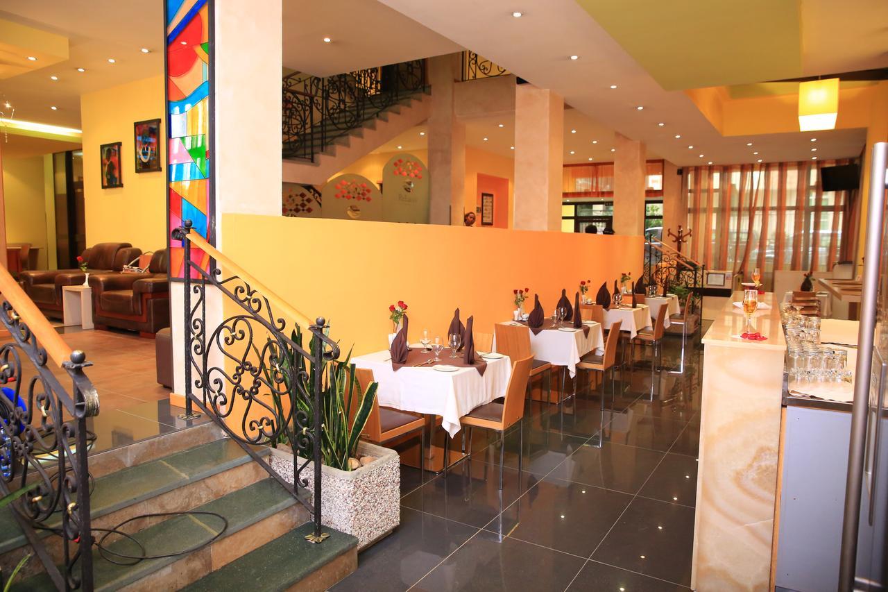 Reliance Hotel Apartment Addis Abeba Buitenkant foto